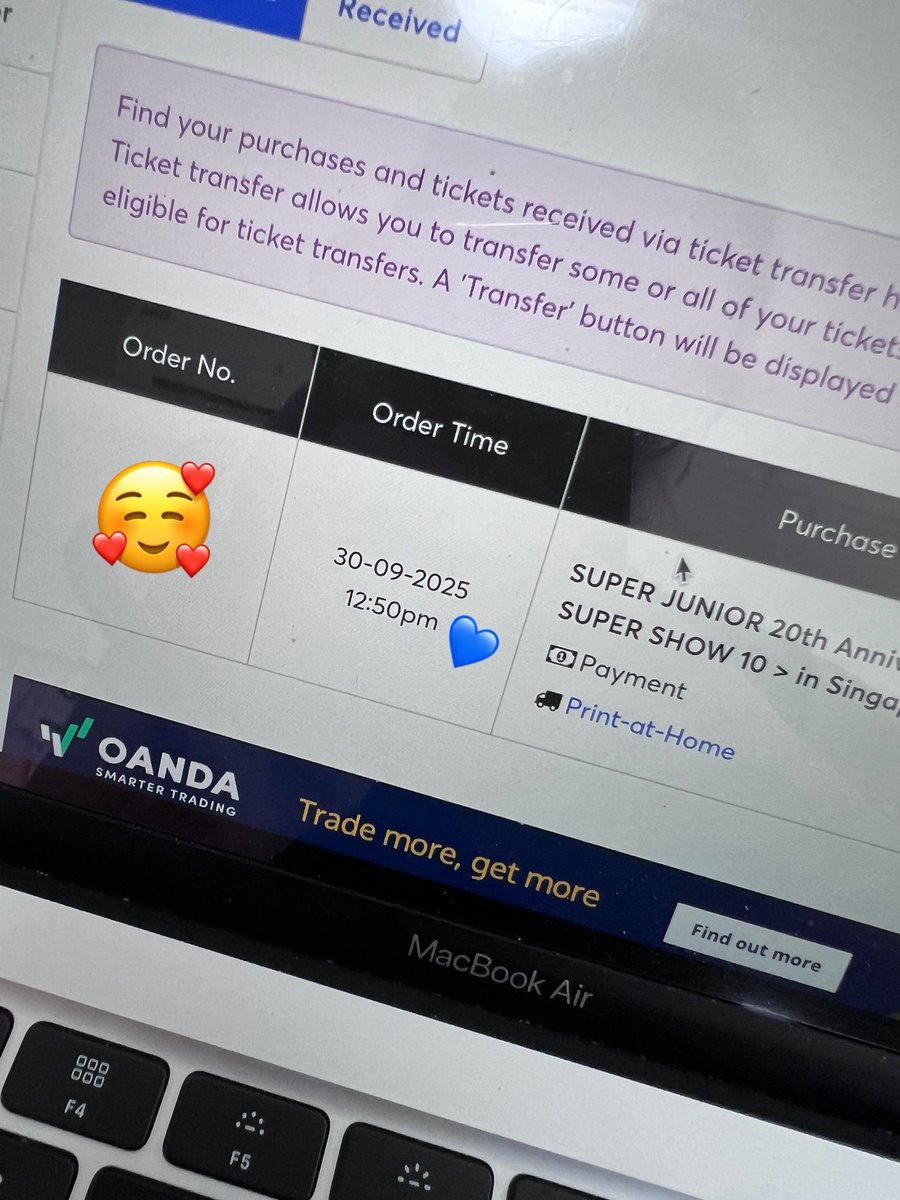 ourmoondarin's tweet photo. Even though the seats is not my first choice but l am happy I have our new year gift @awontsz 🥳🥳

See u soon @SJofficial OPPA &amp; my ELF friendssss 💙

#SS10inSG https://t.co/2QJpQEOesw