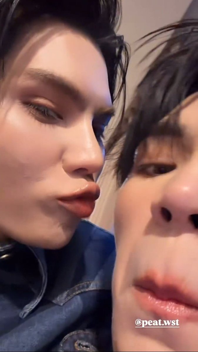 Check-in kiss is here 🤭

FORTPEAT X PUCCI
#PucciPassePartout 
#PATLuxuryGroup