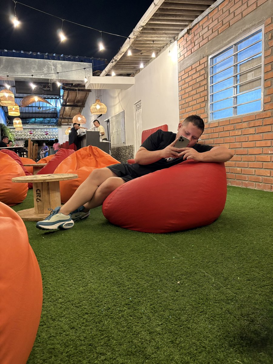 freddyleal123's tweet image. Espero mucho, porque soy mucho, y doy mucho🤠