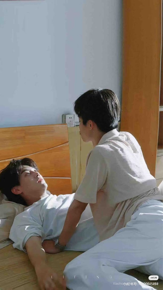 TXNZY_MyanmarFC's tweet image. 1M followersပြည့်သွားလို့ ရည်းစားလေးက ဂုဏ်ပြုအနမ်းလေးပေးနေရောပေါ့ကိုကိုရယ်။ အဟီးး
TIAN XUNING 1M IG FOLLOWERS 
#XuningOurMillionStar