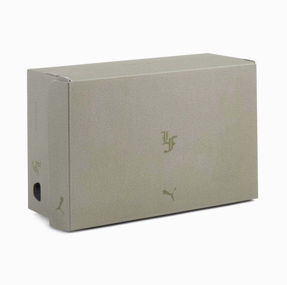 SNKR_TWITR tweet media