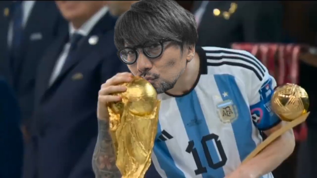 si... si... escaneala hideo, escaneala si papá, si hideo escaneala