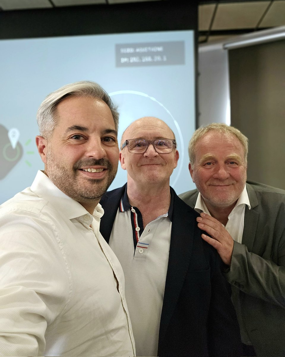 julien_bellon's tweet photo. J'ai eu le plaisir de representer la Fédération @Enermine_CFECGC à l'Inter-congrès de la @cfecgcchimie.
Merci à @fhommeril pour ton intervention percutante et pleine d’humour.
Merci à Gilles Le Stir, @PMoraux et Katia Paradot pour l’invitation! https://t.co/jRovdhm2Gz
