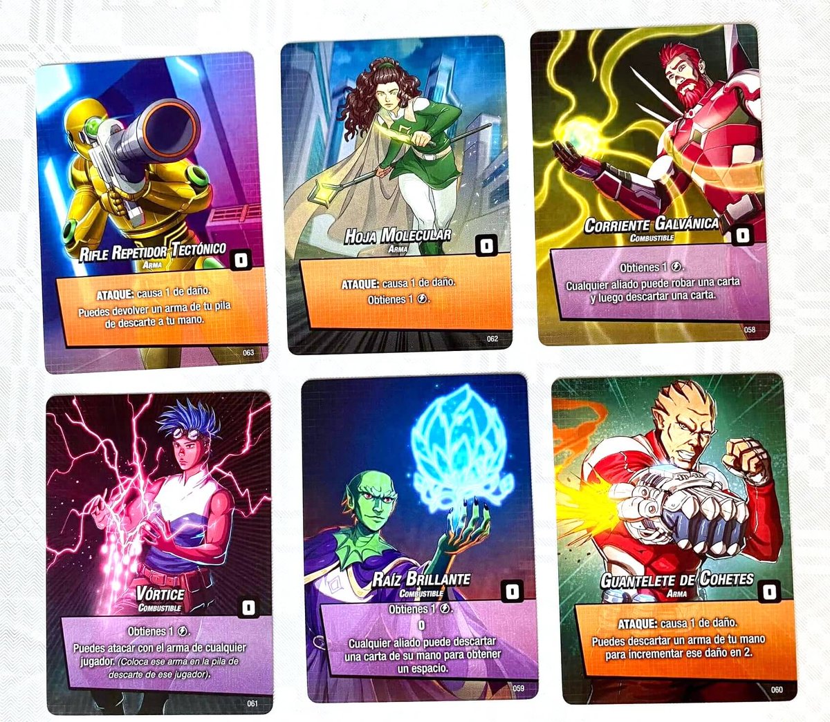 ¡Nuevo post! 📢 Reseña de #AstroKnights, juego de mesa cooperativo, de ciencia-ficción espacial 🚀🪐 Juego de construcción de mazos donde, junto con otros héroes aliados, lucharemos contra Jefes y sus esbirros. Aquí reseña 👉 padresfrikis.com/resena-astro-k…