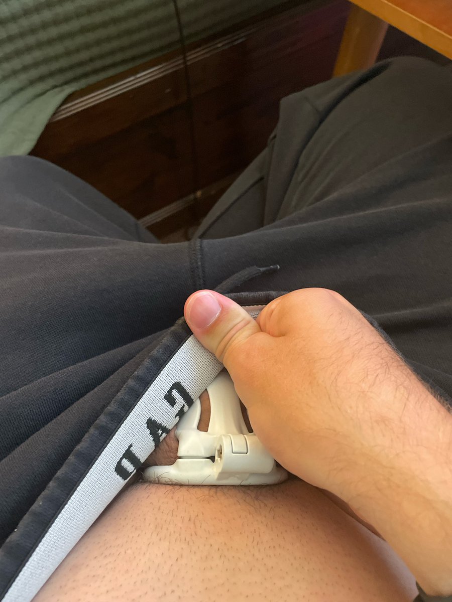 ZETH_AD's tweet photo. Help keep this fish locked longer after locktober >.>

1 like= 4 hours
1 rt= 8 hours 
Comments= 10 hours
Follows = 12 hours

Pls pls pls be mean to meeee https://t.co/1AqPxq1Zm2