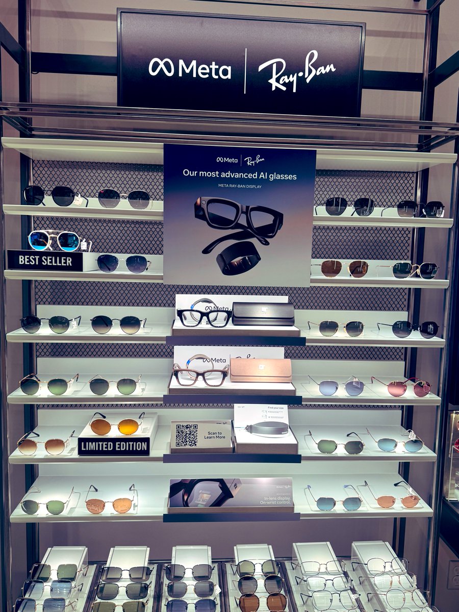 Dilmerv's tweet image. This is how they are currently displaying the Meta Ray-Ban Display glasses! @boztank they look so good!