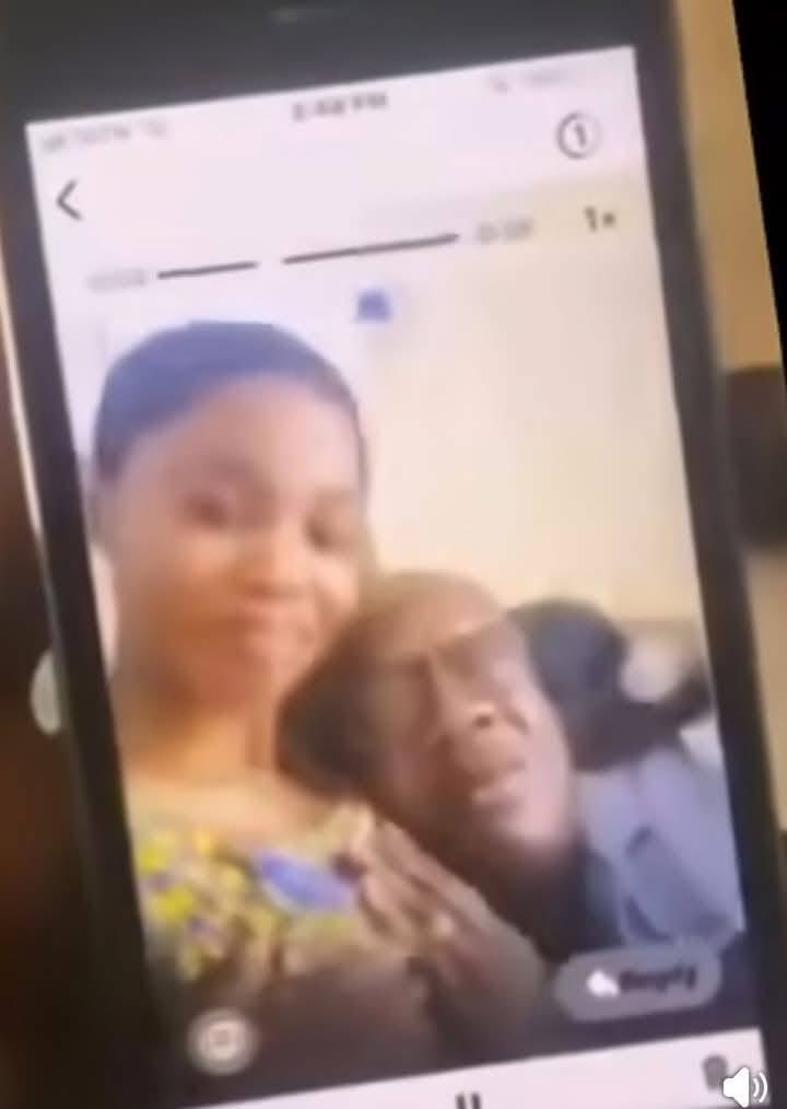 Watch video as KNUST SHS Assistant headmaster caught fondling breast, <a href="/gheduservice/">Ghana Education News</a> sacks him
READ MORE: tinyurl.com/bde99pej