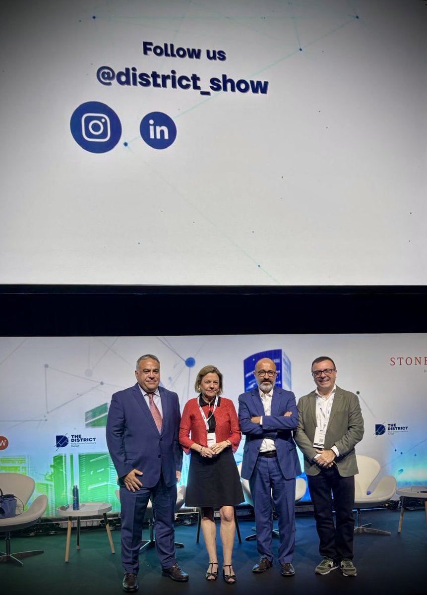 TINSAMEXICO's tweet photo. El día de hoy, nuestro Director General, @JRorozcodelaF , participó en el panel “Bienes raíces en Latinoamérica: El capital institucional se encuentra con la complejidad local” en de The District Show 2025 que se lleva a cabo en Barcelona. 

En este espacio compartió reflexiones sobre los retos y oportunidades que enfrenta el mercado inmobiliario en la región, así como la importancia de contar con información precisa y análisis especializados para tomar decisiones estratégicas.

El panel contó con la participación de María Fernández Ros, General Manager en @ADI_MEXICO, Guillermo Salomon, VP Business Development en Multiplica Real Estate, y Josep Jorge, Director de FOMENTI, quienes enriquecieron la conversación con distintas visiones clave para el futuro del Real Estate en Latinoamérica.

Agradecemos a The District Show por la invitación y por generar espacios que impulsan el diálogo y la colaboración en la industria inmobiliaria.

#ExpertosAccumin