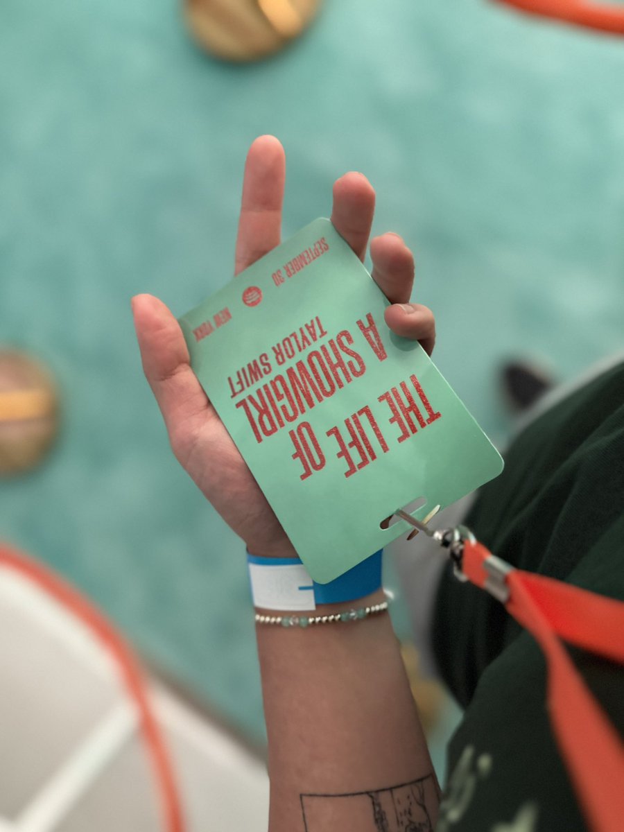 mnemo_nick's tweet image. im innnnn