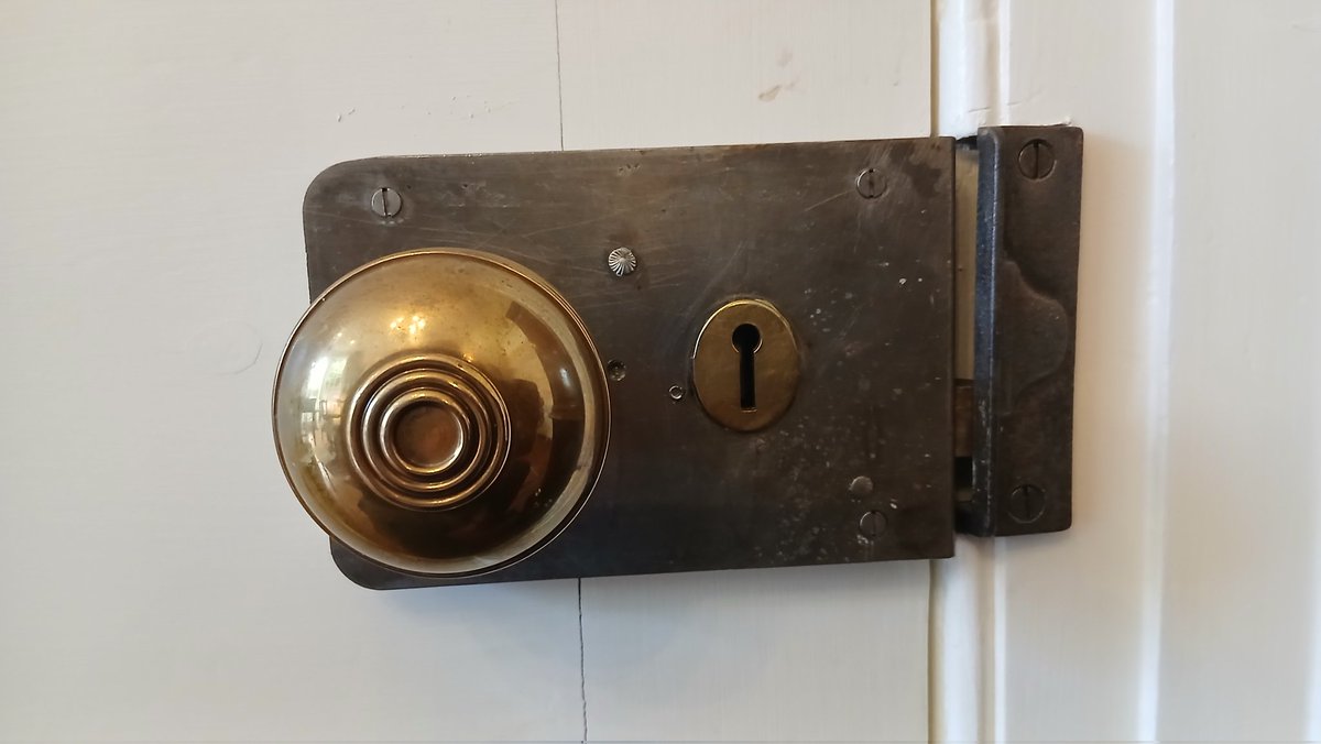 If you think the screws in the first photo look better than those in the second, we may have to reconsider our friendship.