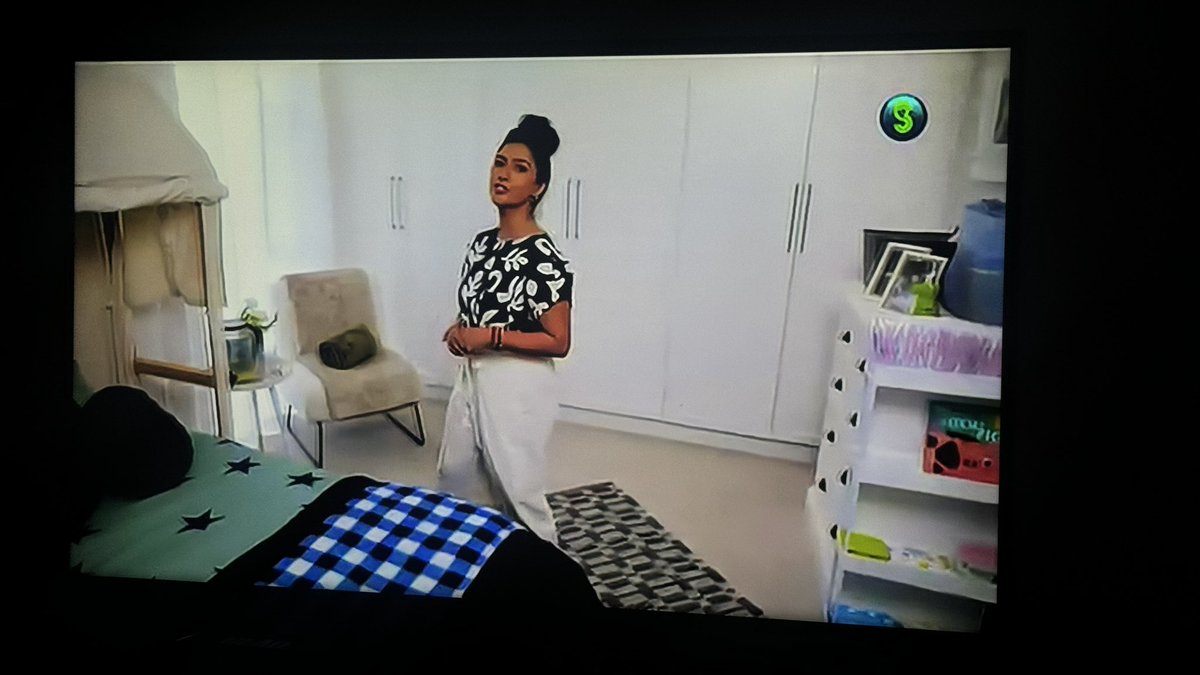 krugersville's tweet image. Carishma always knows how to incorporate colour and style, I always look forward for her #PEPHOMEExpress makeover 🥹🔥❤️.

 #AfternoonExpress