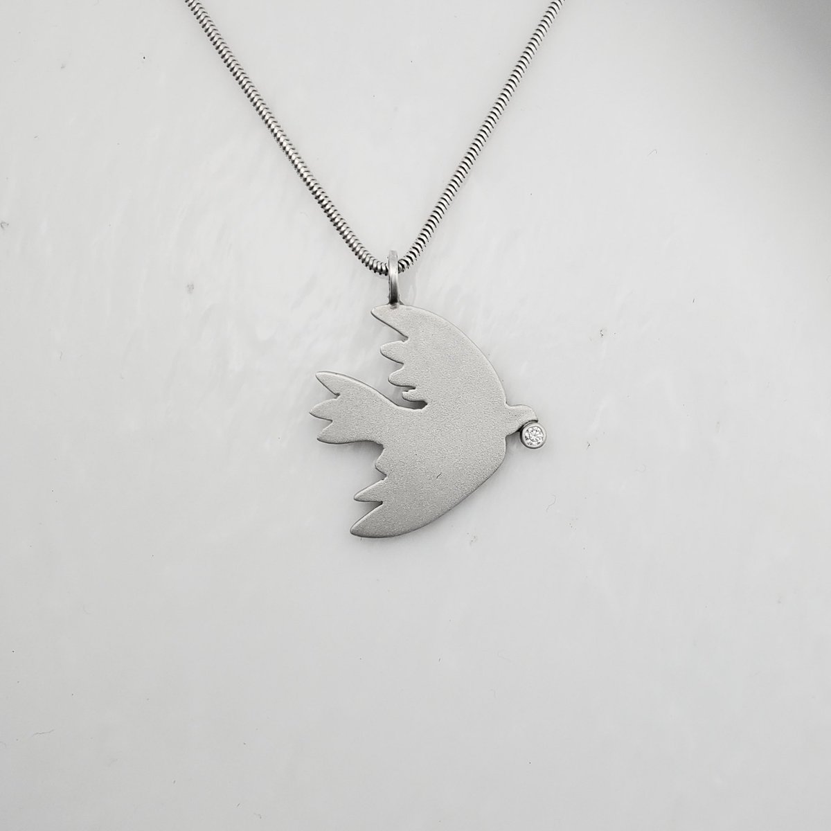 SolarArtsBuild's tweet image. The dove is a timeless symbol of peace/hope. Worn close to the heart it reminds us that empathy is an act of courage. Choosing compassion over conflict &amp;amp; unity over division. Jewelry by Burkhart Design Studio for EMPATHY: An Art Exhibition Celebrating Love, Compassion &amp;amp; Community