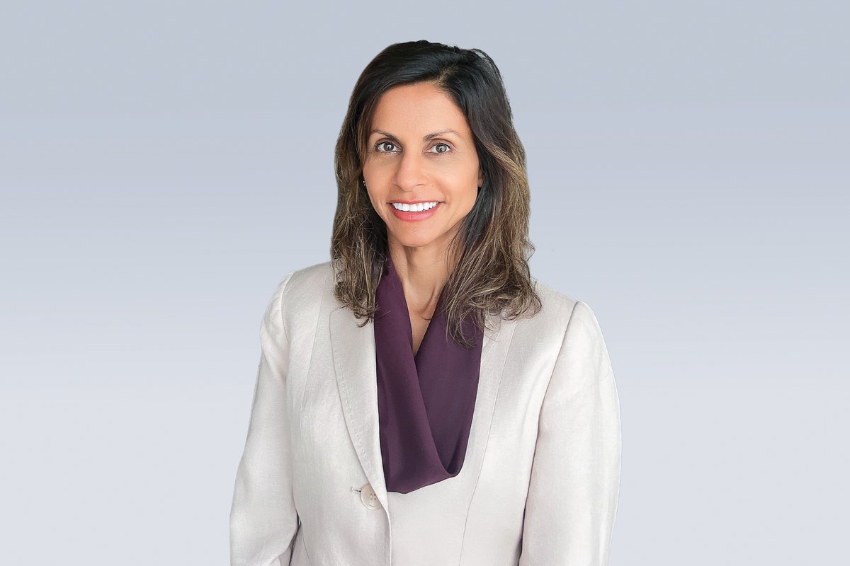 Congratulations to <a href="/NehaVapiwala/">Neha Vapiwala</a> on assuming the presidency of @ASTRO at the end of this year’s conference! #ASTRO25