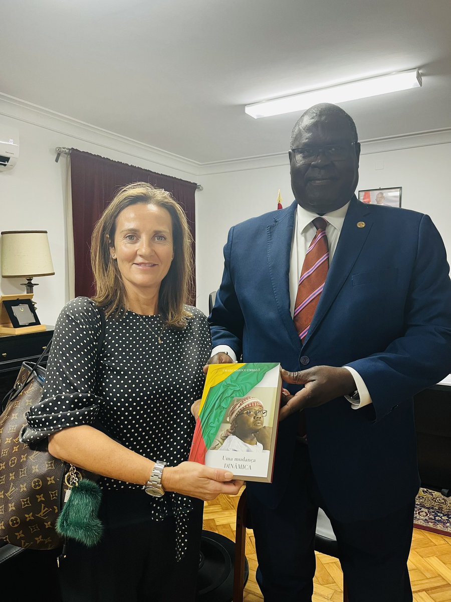 Visita de cortesia amb el Sr. Augusto da Silva, ambaixador de Guinea Bissau a Portugal i Representant Permanent de Guinea Bissau prop de la CPLP.
Guinea Bissau va assumir al juliol la presidència rotativa de la CPLP.
✅Noves àrees de cooperació.
✅Pla d’Associació amb la CPLP.
