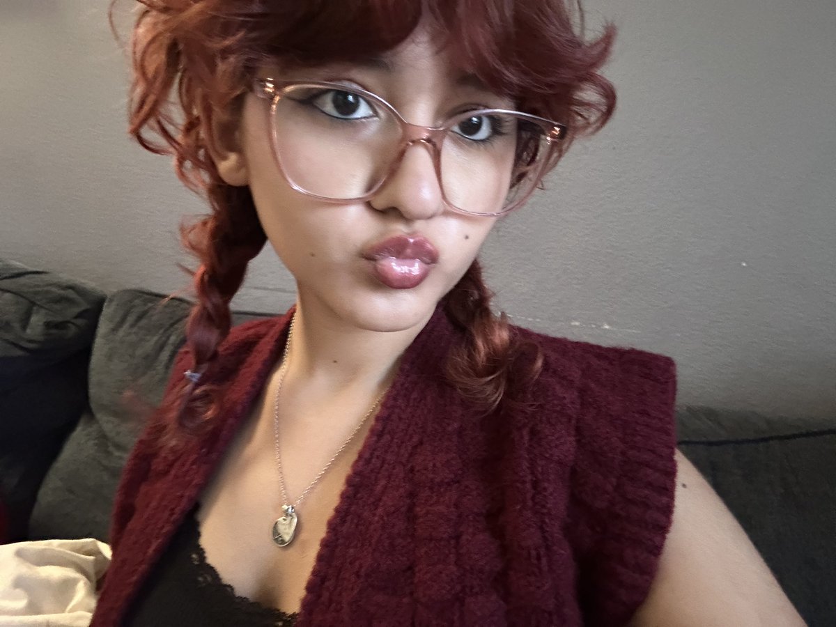 chob :3 met courtney (@yujinppomeona) on Twitter photo your favorite red hair twins 💋
#ZRSD #ZeroseSelcaDay #ZEROBASEONE #제로베이스원 #ZHANGHAO #장하오 your favorite red hair twins 💋
#ZRSD #ZeroseSelcaDay #ZEROBASEONE #제로베이스원 #ZHANGHAO #장하오