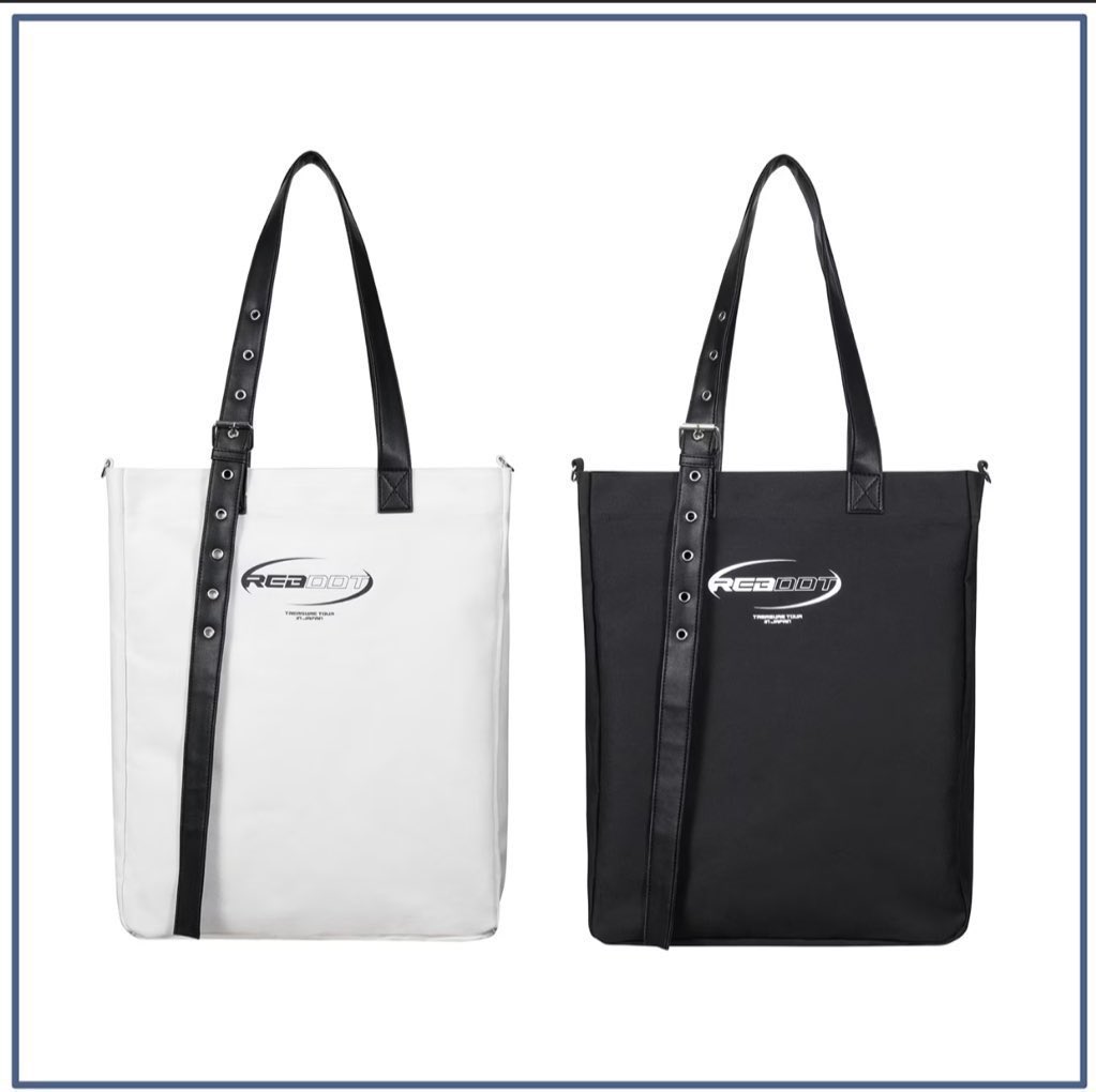 Baby7th's tweet photo. พร้อมส่ง Tote bag (BLACK) (ของใหม่) #TREASURE Goods หน้าคอน 2024 Tour Reboot in JAPAN

💎ราคา 800 ฿

ราคารวมส่งแล้ว

#ตลาดนัดtreasure #ตลาดนัดเทรเชอร์ #ตลาดนัดเด็กสมบัติ #ตลาดนัดtruz https://t.co/SsjSYtoLys