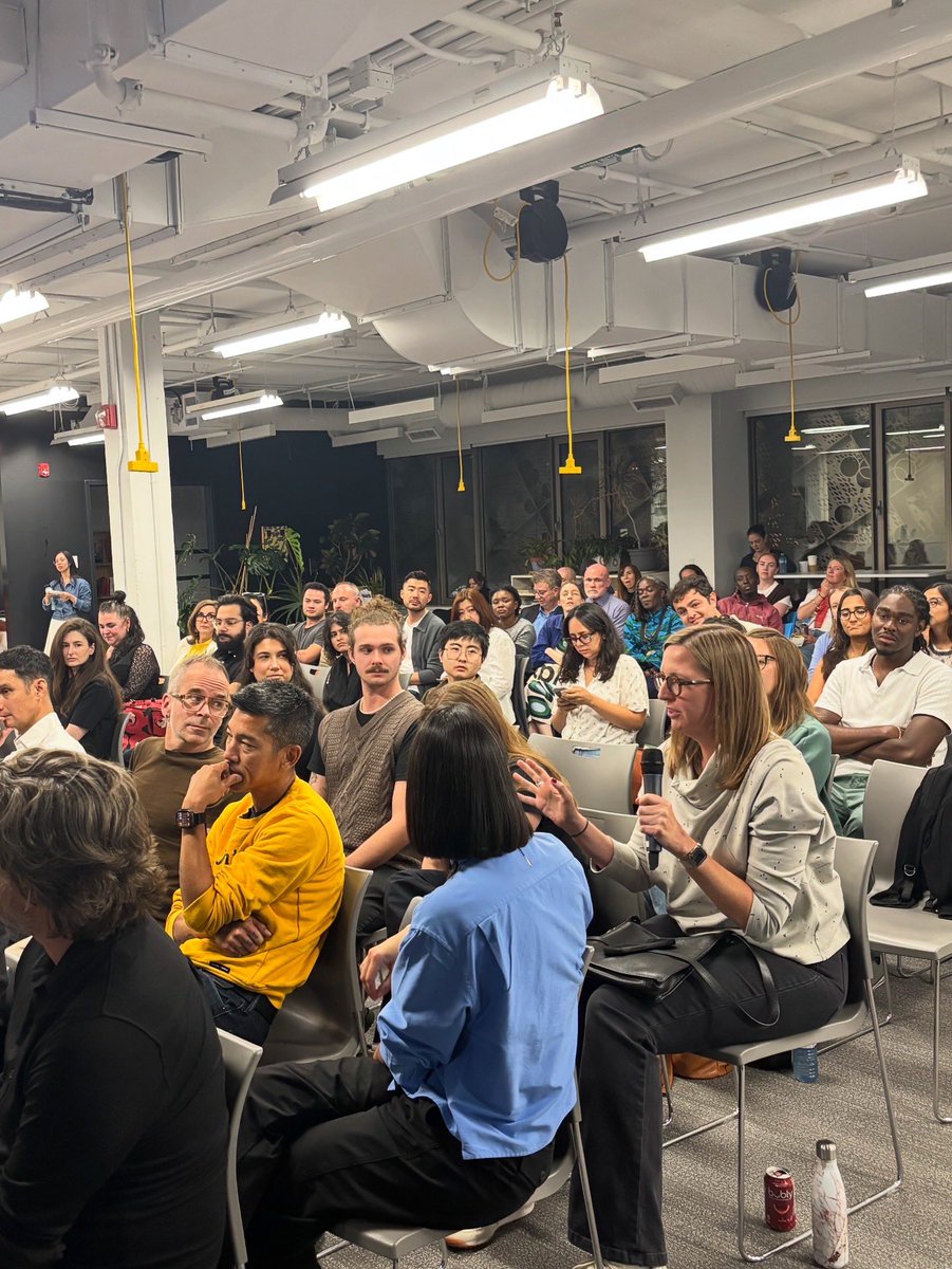 DesignMeets tweet media