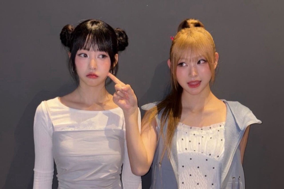 RESCENE_twt's tweet photo. 🖤리브🤍

공육쯔🙄💗

#LIV #리브 #リブ
#MINAMI #미나미 #ミナミ
#RESCENE #리센느 #リセンヌ https://t.co/w25qq03zp0