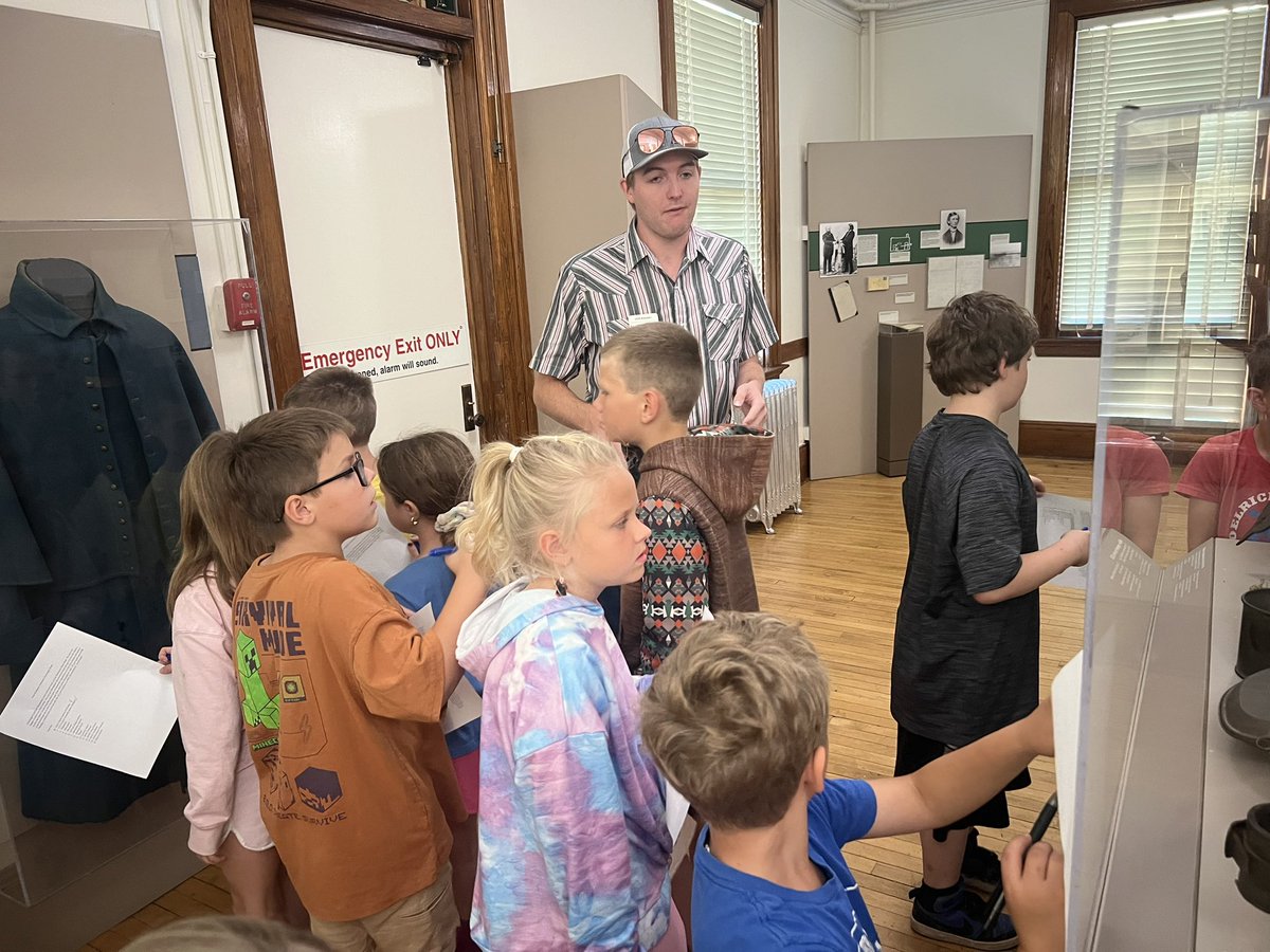 NEadvantage's tweet photo. The theme for Mr. Jackson’s class this year is “The Path to Crawford.” 

How did Crawford come to be? Fort Robinson plays a big part in the answer. 

“There’s nothing cooler than getting to teach kids, &amp; they’ll never forget how important this is.”

History, living and breathing. https://t.co/upCIO6Ey9b