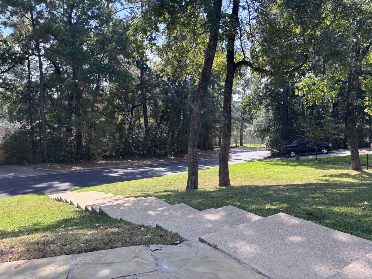 chuckwjones3's tweet image. Sitting outside on a beautiful day in Elkins Lake! #Blessedbeyondbelief