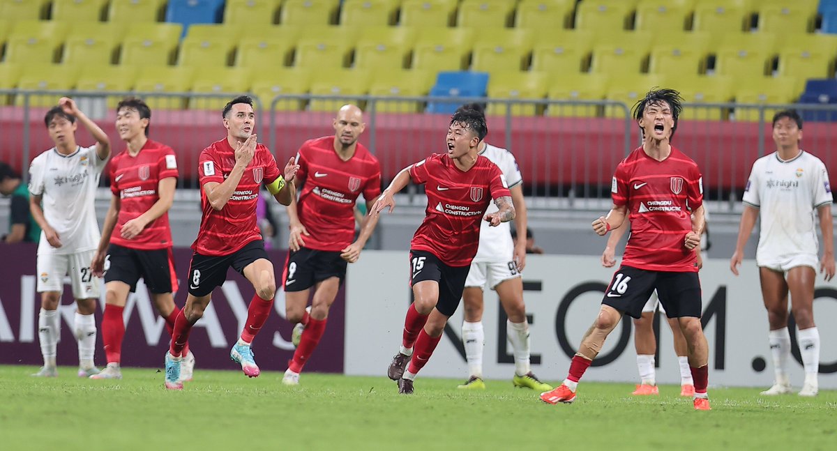 Tim Chow marcou e o Chengdu Rongcheng derrotou o Gangwon por 1x0, conseguindo sua primeira vitória na Liga dos Campeões Elite