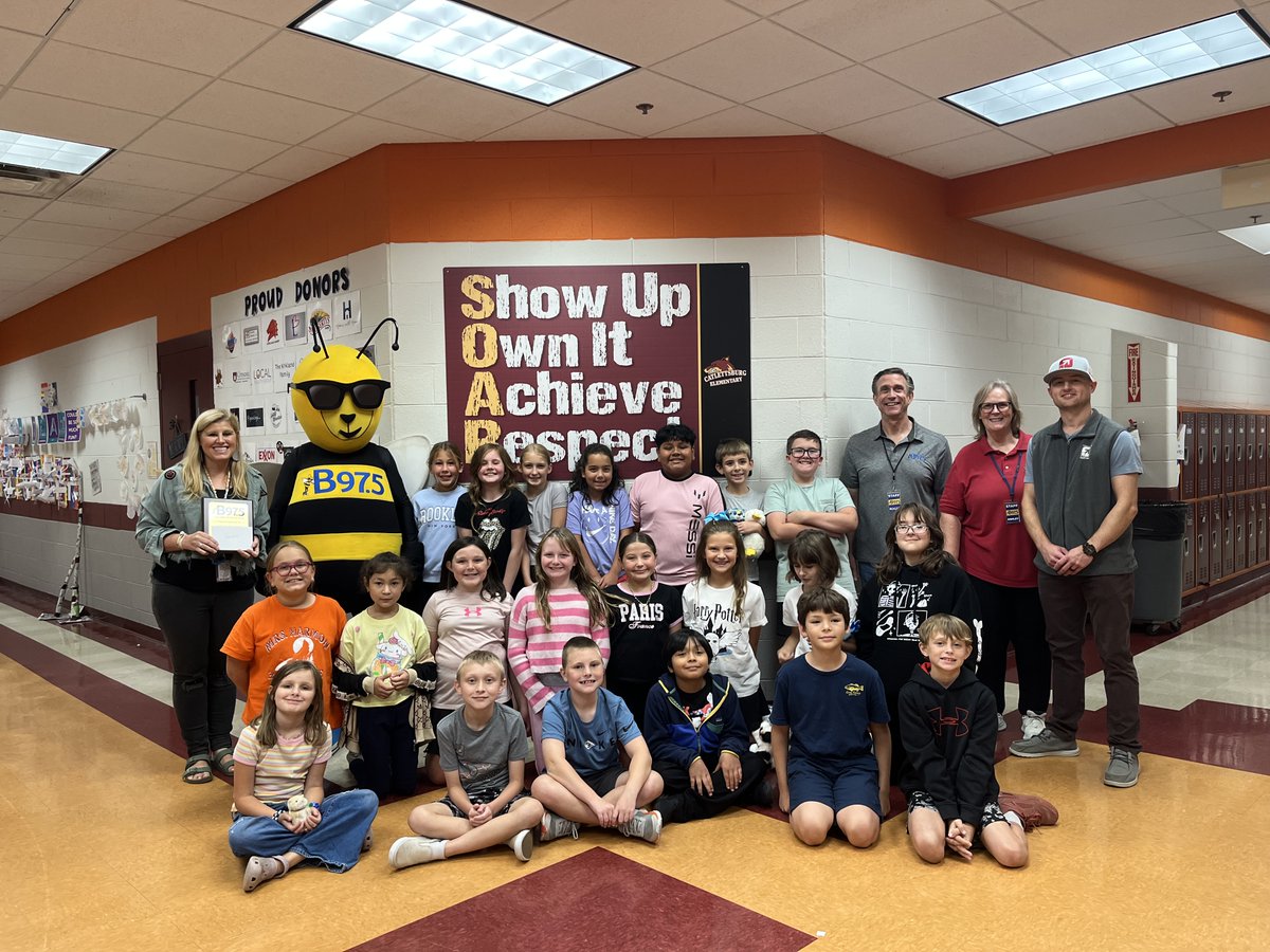 Congratulations to our latest Teacher of the Month, Ms. Sarah Huskey of Catlettsburg Elementary!

#sponsored #promotion 

 #salsaritasEastTN, #EastTNChildrensHospital, #RipleysAquariumoftheSmokies, #TVACreditUnion, #RustyWallaceNissan