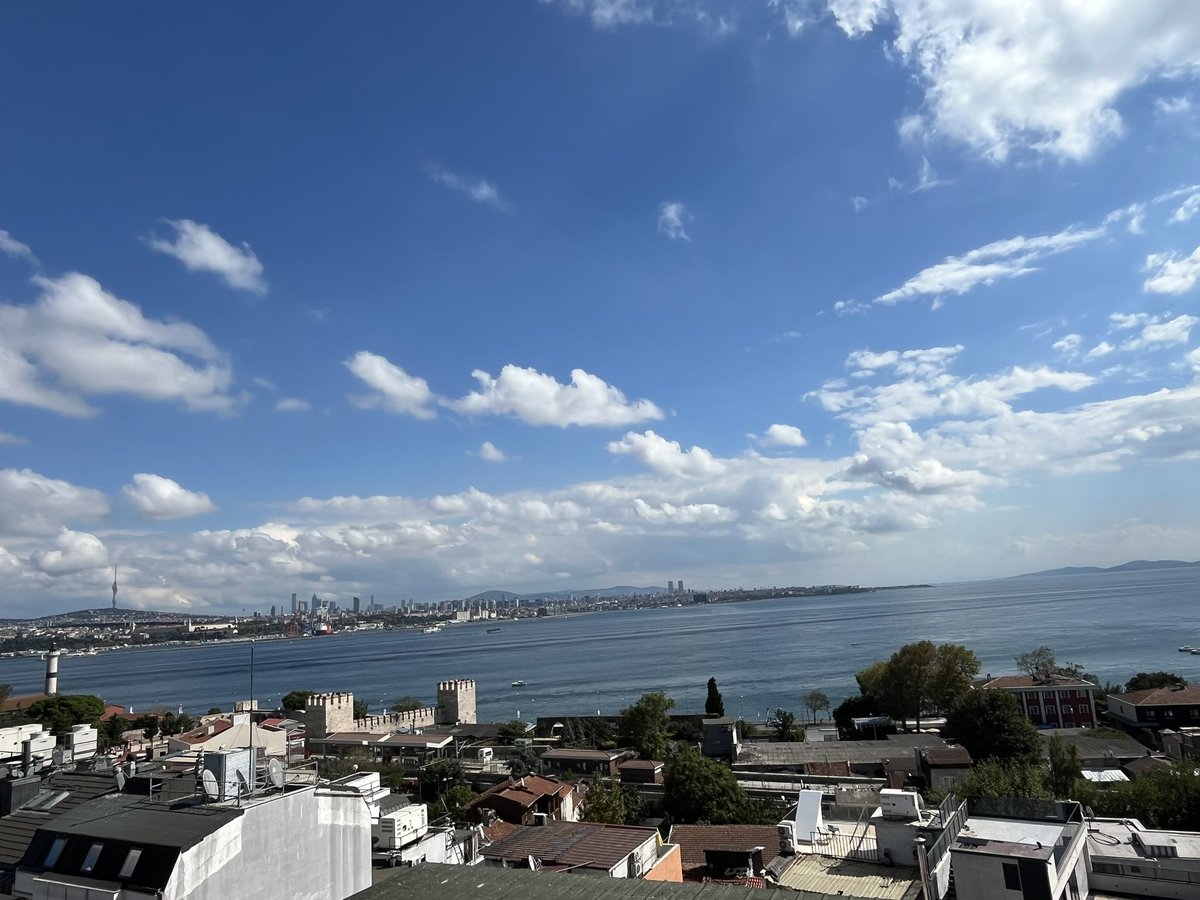 NathMcCarthy's tweet image. Up the Gala 😎🇹🇷