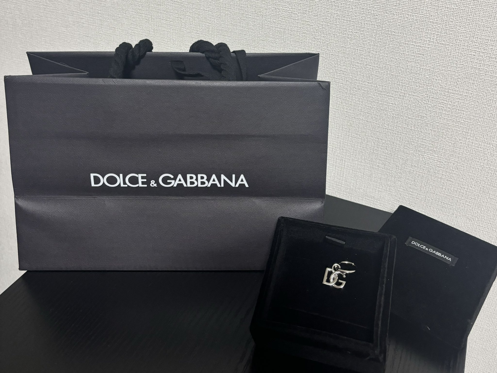 dolce&gabbana ピアス　岩本照着用 パブロバ on X: 