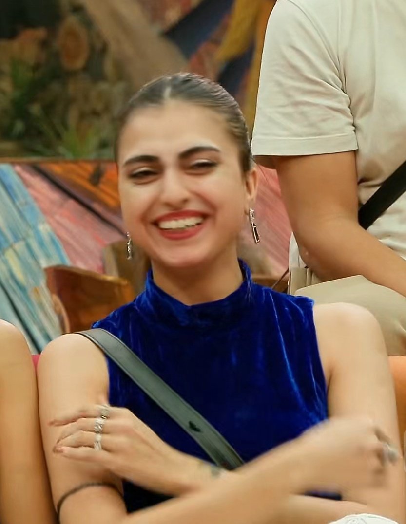 TEAM_BAHANA_OFC's tweet image. No filter needed when it&apos;s Baseer &amp;amp; Farhana shining together ✨️❤️‍🔥

#Bahana #BaseerAli #FarrhanaBhatt #BiggBoss19