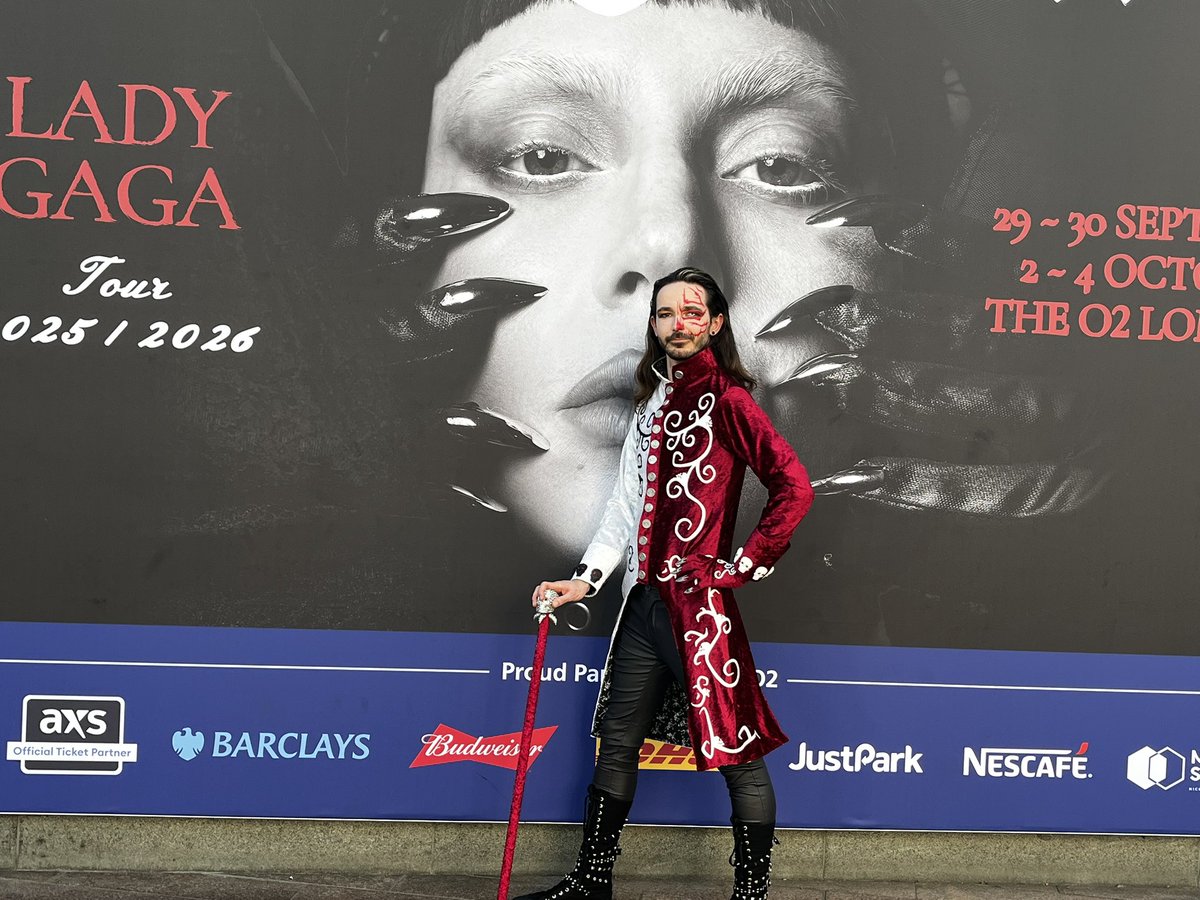 Gary_Woolnough's tweet photo. ITS MAYHEM.  #MayhemBall #MayhemBallLondon @ladygaga https://t.co/Ajo24fb0g7