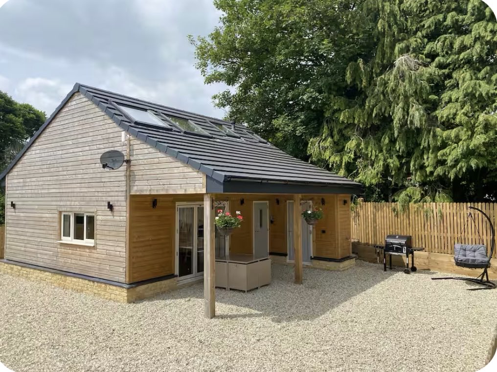 Dazjacob10's tweet image. NEW ADVENTURE !!!!!!!👀👀👀Looking forward to this exciting new adventure near Bath City 🏙️ airbnb.com/l/4HJQeuEK