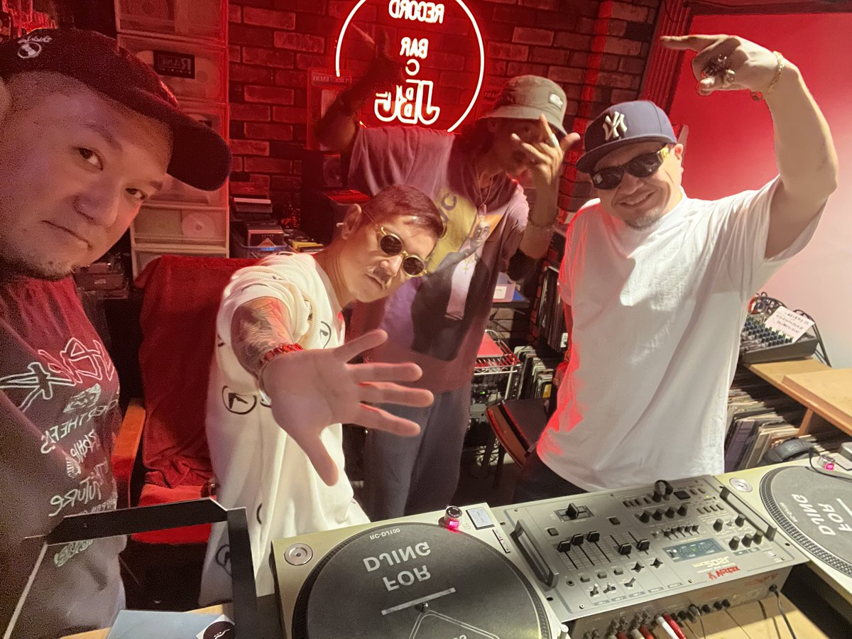 YOKEMC's tweet photo. 今日のJBC STUDIO!
RECORDING👍
#dogma
#megag
#djgalaxy https://t.co/aCvyXQb8RZ