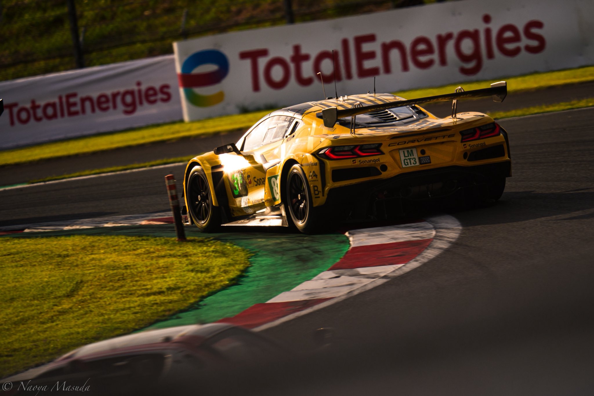 sayuページ Higehiro: After Being Rejected, I Shaved and Took in a High