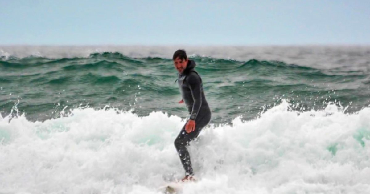 govt_corrupt's tweet photo. Today is National Day for Truth and Reconciliation...

A holiday Justin Trudeau made up so he could go surfing in Tofino. https://t.co/gkNttk7uom