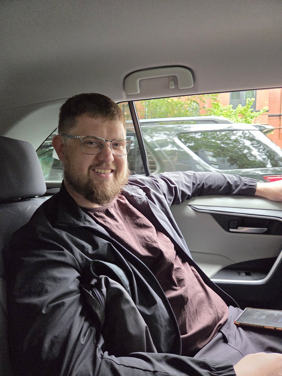 Found a volunteer to work our table during <a href="/btcindc_/">BTC in D.C.</a> 

Come say hello to <a href="/peterktodd/">Peter Todd</a> and learn how to make #ImmutableHistory with <a href="/opentimestamps/">OpenTimestamps</a>