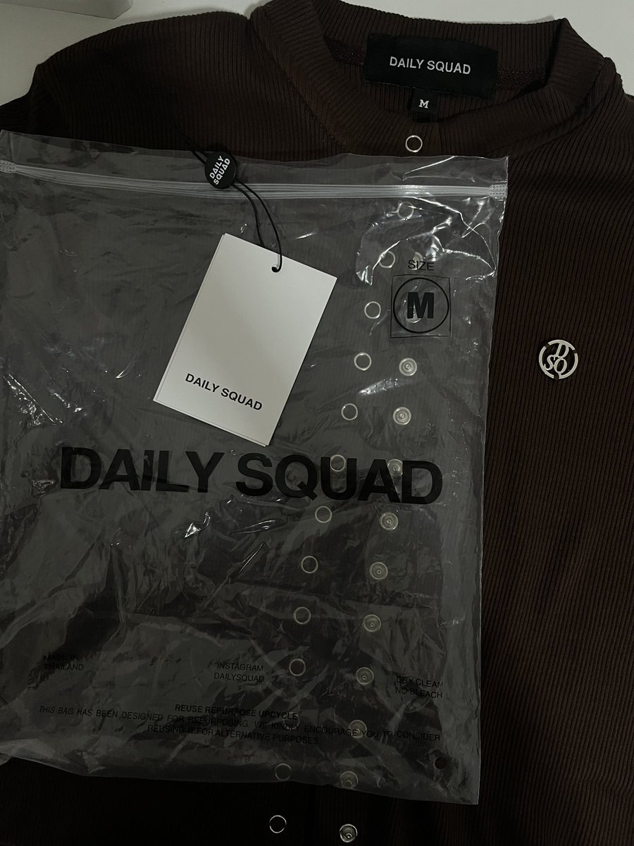 defffyy's tweet image. DAILY SQUAD สีน้ำตาล ใส่รอบเดียวถุงครบ ส่งต่อ 500 รวมส่งค่า 

#พรีเกาหลี #ส่งต่อเสื้อผ้า #ส่งต่อเสื้อผ้ามือสอง #เสื้อผ้ามือสองสภาพดี #เสื้อผ้ามือ2 #เสื้อผ้ามือสอง #ส่งต่อ #ส่งต่อเครื่องสําอาง
#พรีออร์เดอร์เกาหลี