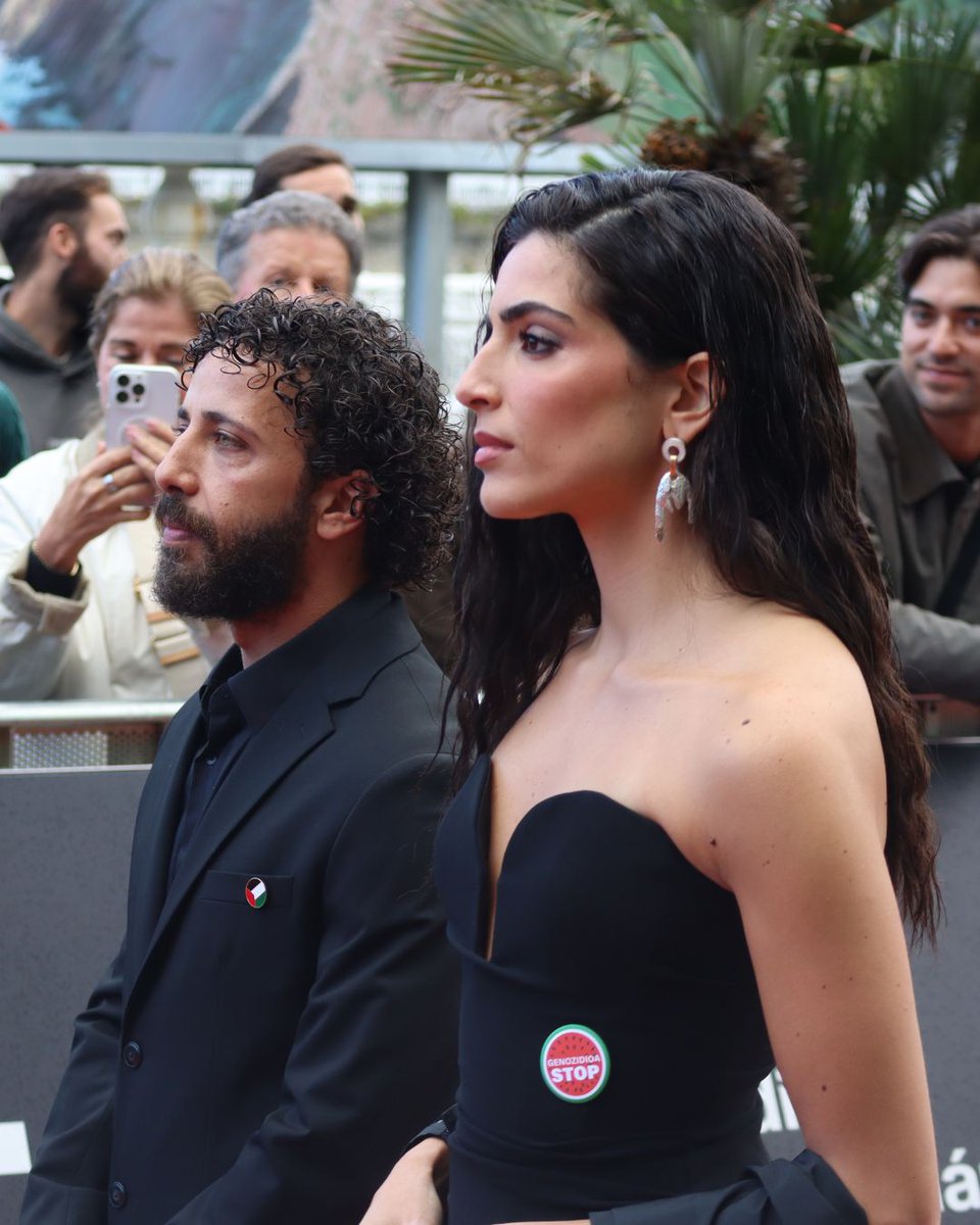 LAZONA (@lazona____) on Twitter photo Todavía recuperándonos del estreno tan emocionante de #LaVozHind en <a href="/sansebastianfes/">Donostia Zinemaldia - Festival de San Sebastián</a> ❤️🩹.
Lo nuevo de la doble nominada al Oscar Ben Hania llega a los cines en España este 28 de noviembre.
🏆 Premio del Público – Puntuación histórica de 9.52
#Perlak #73SSIFF #LaVozDeHind Todavía recuperándonos del estreno tan emocionante de #LaVozHind en <a href="/sansebastianfes/">Donostia Zinemaldia - Festival de San Sebastián</a> ❤️🩹.
Lo nuevo de la doble nominada al Oscar Ben Hania llega a los cines en España este 28 de noviembre.
🏆 Premio del Público – Puntuación histórica de 9.52
#Perlak #73SSIFF #LaVozDeHind