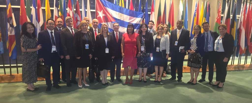 🇨🇺🇺🇸 Estados Unidos impide participación de Cuba en reunión de la OPS

cubadebate.cu/noticias/2025/…