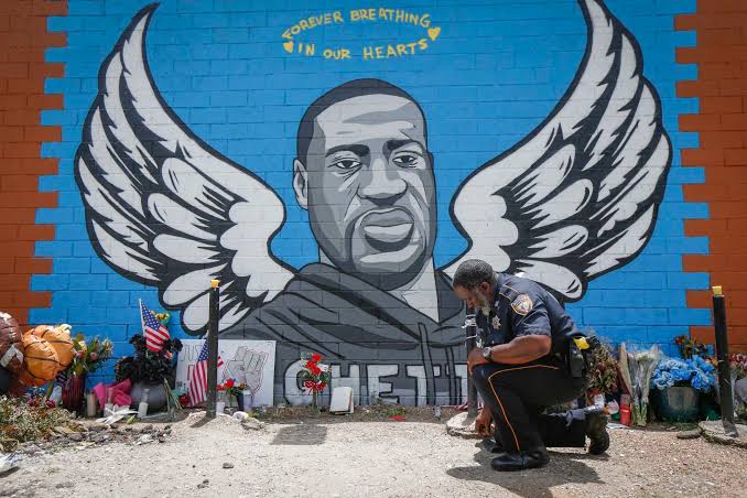 Probablemente le parece mejor santificar a un drogadicto ladrón que se resistió a un arresto estando hasta el culo de narcóticos.