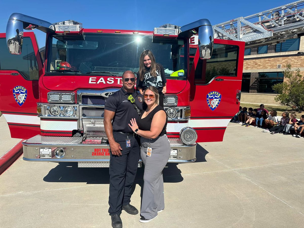 Silas_AMS's tweet photo. What do I miss about elementary?  Bring your husband to work day… I mean fire safety week.. 🙃 🔥 🚒🧑🏾‍🚒 https://t.co/GZpLlCsznY