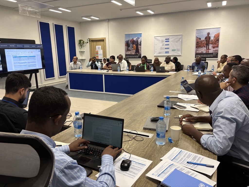 OCHASom's tweet photo. Humanitarian partners in #Somalia today held a joint analysis workshop #JIAF, in preparation for the 2026 Humanitarian Needs and Response Plan.  

Partners discussed the shocks that are expected to drive humanitarian needs in 2026. https://t.co/gL1AnQtfVn