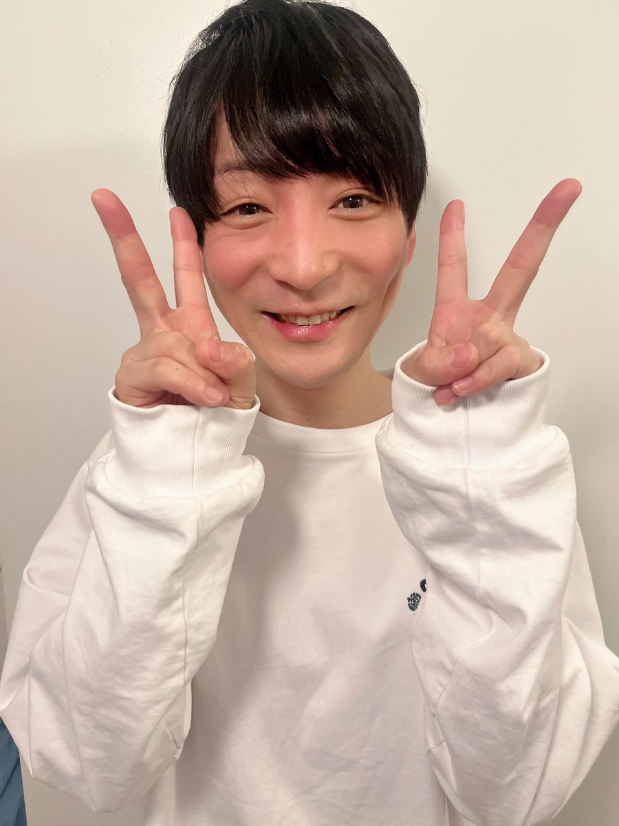 本日39歳になりました！！皆様にさんきゅー！！！！いつも応援ありがとうございます😊
咲く年39だね🌸
これからももっともーっと39ぞ！！！