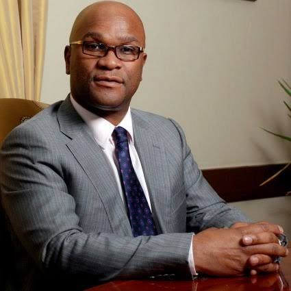 Am_Blujay's tweet photo. So former Minister Nathi Mthethwa told the General to stop investigations. General Mkhwanazi says it was the worst political interference he had experienced with the former minister.

And today he is found dead after falling from the 22nd floor of a hotel in France where he was an Ambassador 

Yesis #MadlangaCommission