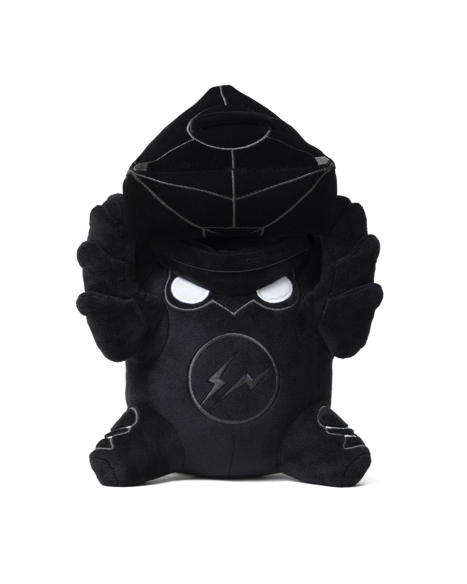 最終出品　新品未使用　ヴァンクリーフ　非販売　希少　テディ　ぬいぐるみ VALORANT』×藤原ヒロシ「FRAGMENT」コラボアパレル日本でも販売開始