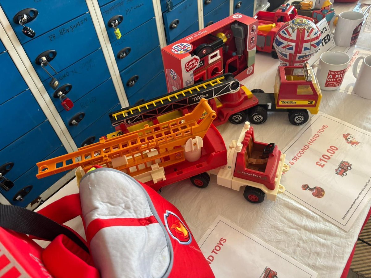 Massey Shaw Fireboat - ADLS tweet media