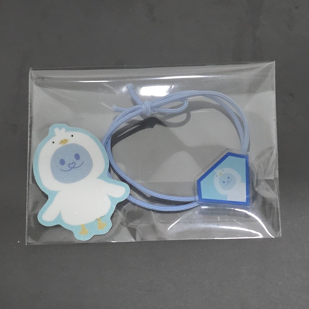 thinkingabtboiz's tweet photo. Super Show 10 in Manila Fan Support
Let's enjoy the show, ELFs!

💎 Hair tie &amp; Sticker
💎 Oct 3 &amp; 4
💎 1:1 

Art by:@elf_kawi 💙 
Thank you for letting me use your art ☺️

#SS10Manila #SS10inManila #SUPERSHOW10 #SUPERJUNIOR https://t.co/FQEJWYK7AW