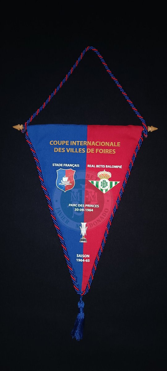 Hoy se cumplen 61 años del partido de vuelta que enfrentó al Stade Français y <a href="/RealBetis/">Real Betis Balompié 🌴💚</a> BALOMPIÉ.
Primera vez en la historia que los de Heliópolis jugaron competición europea.
Aquí dejo mi penúltima adquisición, banderín del partido customizado.
<a href="/ColeccionBetis/">Asoc. Coleccionismo Bético Carmelo Navarro</a>
<a href="/LasTablasVerdes/">𝗟𝗮𝘀 𝗧𝗮𝗯𝗹𝗮𝘀 𝗩𝗲𝗿𝗱𝗲𝘀</a>