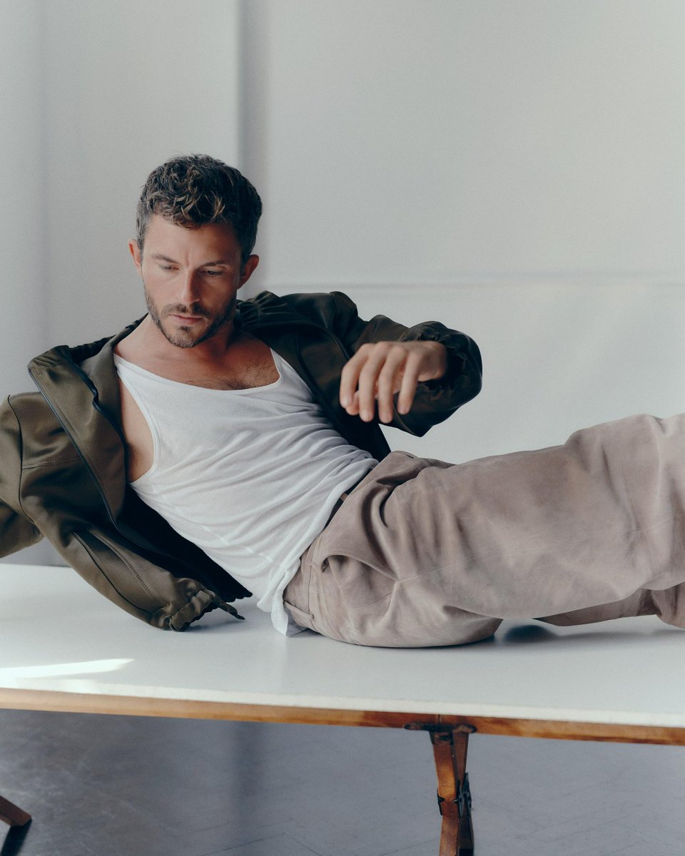 best of jonathan bailey tweet media