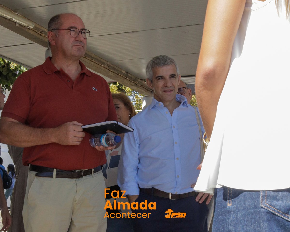 HlderSousaSilv1's tweet photo. 🎓 Estivemos na Escola Secundária Fernão Mendes Pinto a ouvir e debater soluções com os jovens.

👉 Queremos 𝗙𝗮𝘇𝗲𝗿 𝗔𝗹𝗺𝗮𝗱𝗮 𝗔𝗰𝗼𝗻𝘁𝗲𝗰𝗲𝗿 𝗻𝗼𝘀 𝗷𝗼𝘃𝗲𝗻𝘀, dando-lhes voz, espaço e oportunidades para serem parte ativa na transformação do concelho.

𝗙𝗮𝘇 𝗔𝗹𝗺𝗮𝗱𝗮 𝗔𝗰𝗼𝗻𝘁𝗲𝗰𝗲𝗿

#FazAlmadaAcontecer #Almada #PSDAlmada #Autárquicas2025