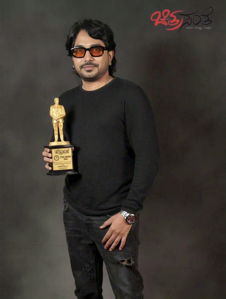 vikkyvarun6's tweet photo. 🏆 Honoured to win Favourite Actor of the Year – Male at #Chitrasante2025 Film Awards 2025 for my film Kalapatthar. Grateful for all the love &amp; support ❤️
#vikkyvarun https://t.co/dDudhDsTsX